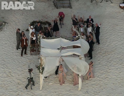 első képek kiemelkedett az esküvő Dzhonni Deppa