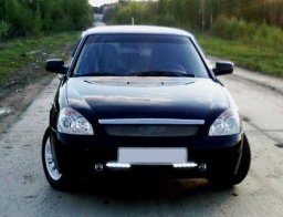 Mintegy nappali világítás Lada autók (nappali világítás a pályán) Mintegy nappali világítás Lada autó