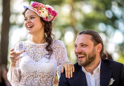 Rezidentka vígjáték nő házas! Esküvői Hírek - fényes esküvő