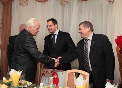 Én azért születtem, házas, de a lényeg (született) Született, házas, de a lényeg