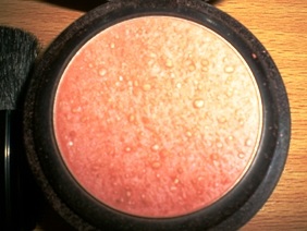 Mono Blush művészeti ábrázata -, fényképek és ár (vélemény) Mono Blush művészeti ábrázata -, fényképek és ár