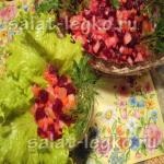 Brokkoli saláta paradicsommal és tojással