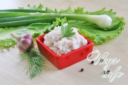 Disznózsír darált fokhagyma recept fényképpel (daráló) Szalonna darált fokhagyma recept egy fotó