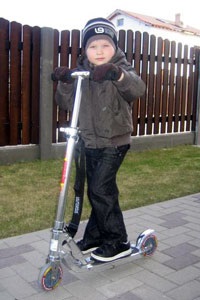 Hat gyerek -, hogy fel vagy levenni (cap) Hat gyerek -, hogy fel vagy levenni