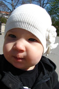Hat gyerek -, hogy fel vagy levenni (cap) Hat gyerek -, hogy fel vagy levenni