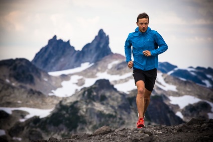 Skyrunning - egy extrém hegyi futás (a szabályok szerint a) Skyrunning - extrém hegyi futás