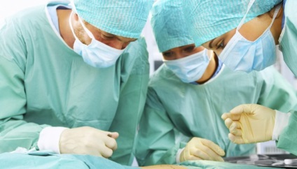 Spinalis stenosis ágyéki és nyaki gerinc (ágyéki) Gerincszűkület ágyéki és a nyaki gerinc