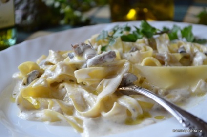 Tészta gombával - otthon recept (forralni főzzük perc) Tészta gombával - otthon recept