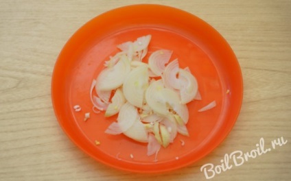 Tészta leves gombával - egy lépésről lépésre recept fotók (mossa tiszta vágás) Tészta gombával - lépésről lépésre recept fotók
