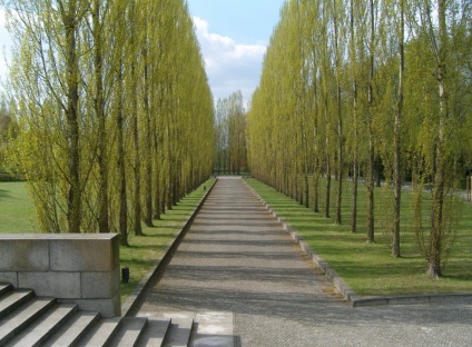 Treptow Park leírás, képek és videó (Treptow Park) Treptow Park leírás, képek és videó