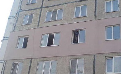 Falszigetelés belülről a panel ház (belső) Falszigetelés belülről a ház panel