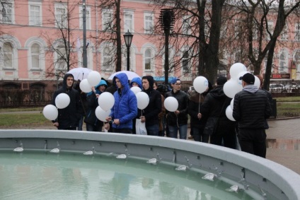 Nyizsnyij Novgorod, kezdett dolgozni a szökőkút tér Minin és Pozharsky, City Interactive