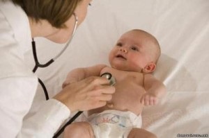 Minden, amit tudni kell a köhögés egy újszülött és kezelési módszerek