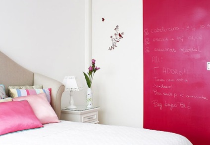 Pink új belső design, az egyik hölgy - női magazin (látható a képen) Pink új belsőépítészeti, az egyik hölgy - egy magazin a nők