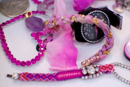 Pink új belsőépítészeti, az egyik hölgy - egy magazin a nők (belső) Pink új belsőépítészeti, az egyik hölgy - egy magazin a nők