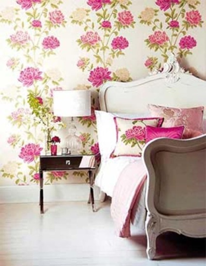 Pink új belső design, az egyik hölgy - női magazin (látható a képen) Pink új belsőépítészeti, az egyik hölgy - egy magazin a nők