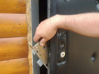 Lock elakadt, hogy mit kell csinálni, hogyan kell kinyitni az ajtót