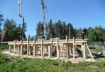 Vasbeton, acél és fa halom héj (shell) Vasbeton, acél és fa halom héj