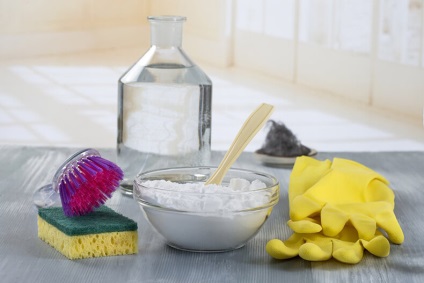 3 módon távolíthatók rozsda edények (só) 3 Ways, hogy távolítsa el a rozsdát főzőedény