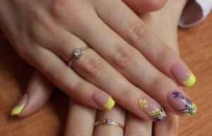 Fekete és sárga manikűr, fotó (sárga) Fekete és sárga manikűr, fotók