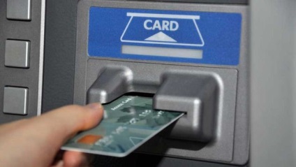 Mit ne tegyünk a bankkártyával, hogy pénzt takarítanak
