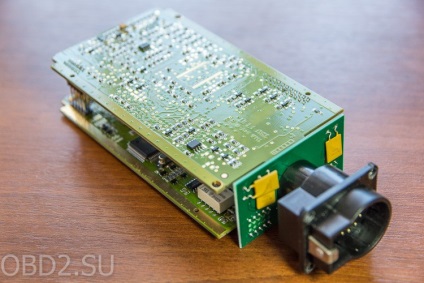 A kereskedő a Renault klip AliExpress (Renault) A kereskedő a Renault klip AliExpress