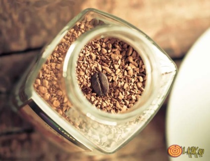 Mi teszi a kávét, hogyan lehet és fagyasztva szárított instant kávé, vegyi összetétele