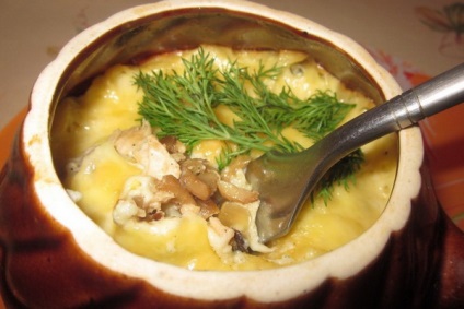 Főzni Julienne gombával és burgonyával a pot receptek és fotók a finom ételek
