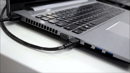 Egy kis notebook (Esprimo kernelek DDR3-4GB) kis notebook
