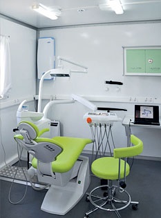 Medcar - mobil fogorvosnál - mobil egészségügyi komplexum - Fogászat