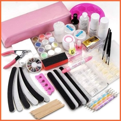 Nail lakk gél, amely szükséges, hogy létrejöjjön (fedőréteg alkalmazva) Nail gél lakk, amit meg kell építeni