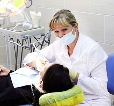 Ortodontológus központ, fogászati ​​szolgáltatások Omszk