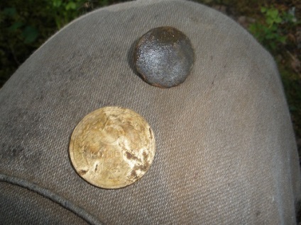 A keresés érmék fémdetektor az erdőben, 10 hobbi