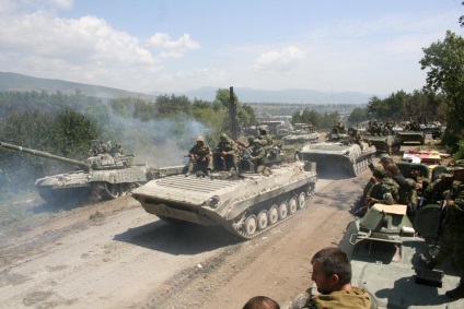 Az ötnapos háború Dél-Oszétiában 2008, Magyarországon és Abházia a grúz hadsereg rövid áttekintést ad a