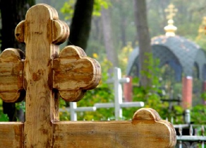 Radonitsa - mit hoz a temetőbe, egy ember a felelős létrehozása