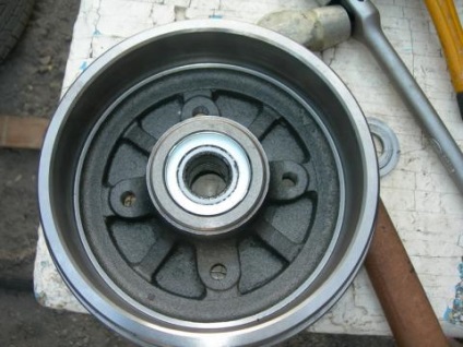 Szétszerelése fékdob - Peugeot 206 Club (mechanizmus) Szétszerelése dobfék - peugeot 206 csapat