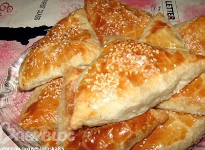 Samsa csirkével és burgonya a recept (csirke) leveles tészta Samsa csirkével és burgonyával leveles tészta receptje