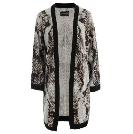 Abból, amit viselni kimono (c) Abból, amit viselni kimono