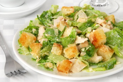 Dekoráció minden ünnep - a klasszikus saláta - Caesar