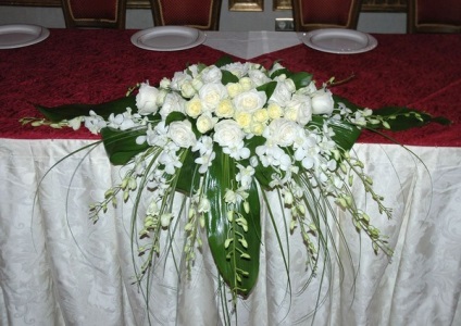 Terem dekoráció virágok - menyasszony és a vőlegény - ötletek egy esküvő - esküvői ragyogó
