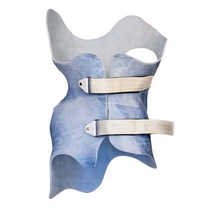 A választás fűző thoracolumbaris-keresztcsonti gerinc