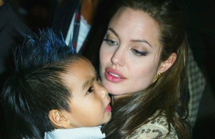 Andzhelina Dzholi - életrajza Angelina Jolie fotó, gyermek, magánélete Angelina Jolie