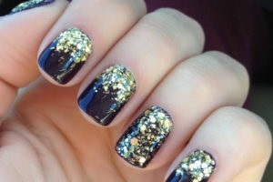 Nail design csillogás, akkor kell alkalmazni, és díszíteni körmök csillogás (csillogás) Nail design csillogás, akkor kell alkalmazni, és flitterek díszítik a körmök
