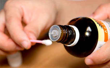 Illóolajok akne és a mitesszerek (acne) Illóolajok akne és a mitesszerek