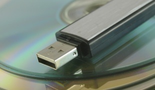 Hogyan információk kinyerése az USB-meghajtó