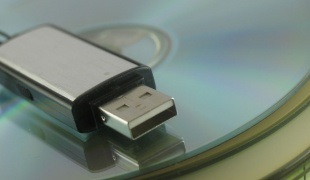 Hogyan információk kinyerése az USB-meghajtó