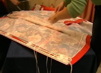 Як кріпляться римські штори