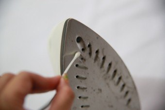 Hogyan tisztítsa vasat skála és rothadást okozó