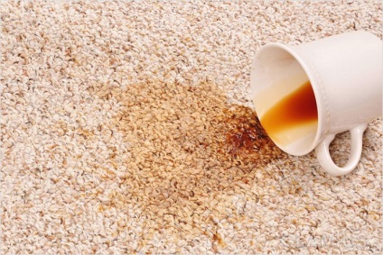 Hogyan tisztítsa meg a szőnyeget otthon, tippeket és tanácsokat a szakértők