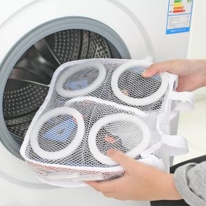 Hogyan mossa helyesen a dolgokat kézzel és mosógépben